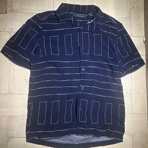 Perry Ellis men's short-sleeve button-down shirt dark blue color pattern szM